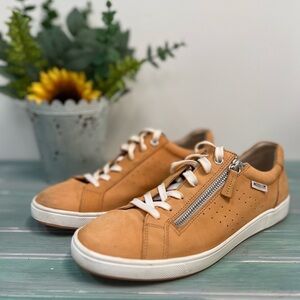 Mephisto Tan Sneakers with White Soles